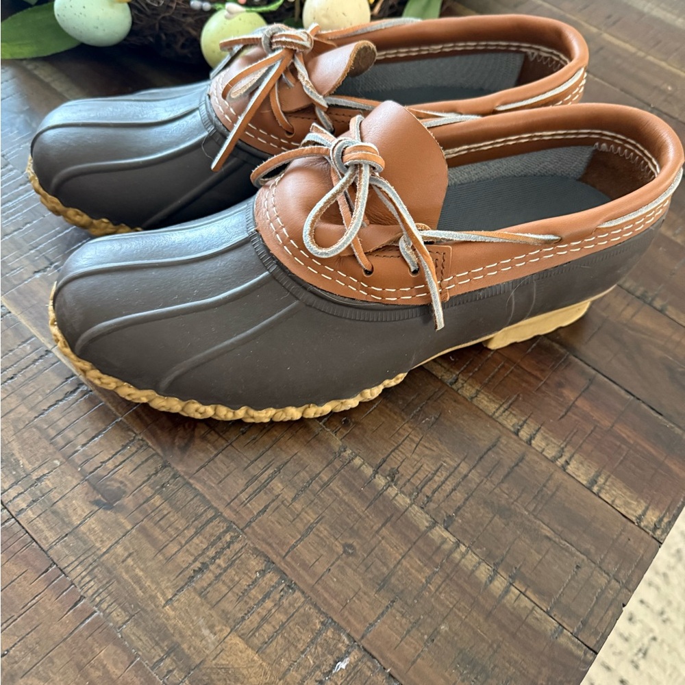 L.L. Bean Brown and Tan Rain & Snow Boots Waterproof Design